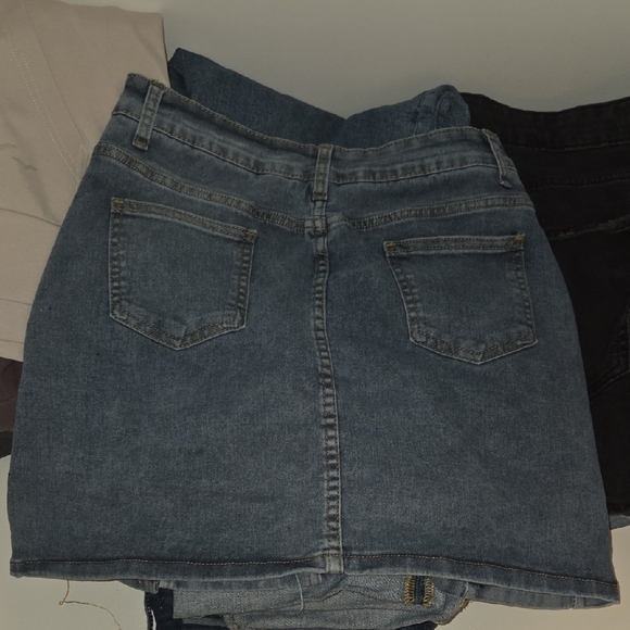 Denim Mini Skirt - Picture 3 of 3